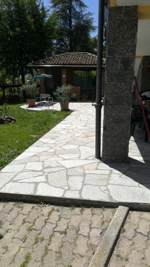 Villa Laura Incisa Scapaccino Exteriör bild