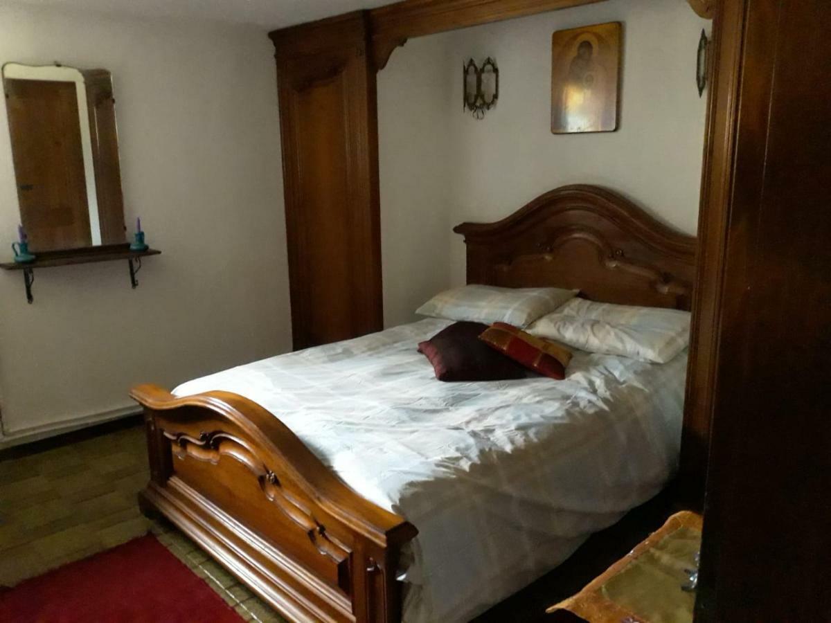Villa Laura Incisa Scapaccino Exteriör bild